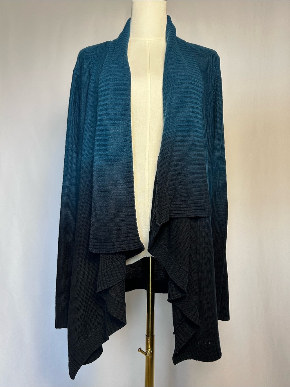 2X Drape Front Cardigan Sweater Teal Black Ombre Open Front Torrid Plus Size 2